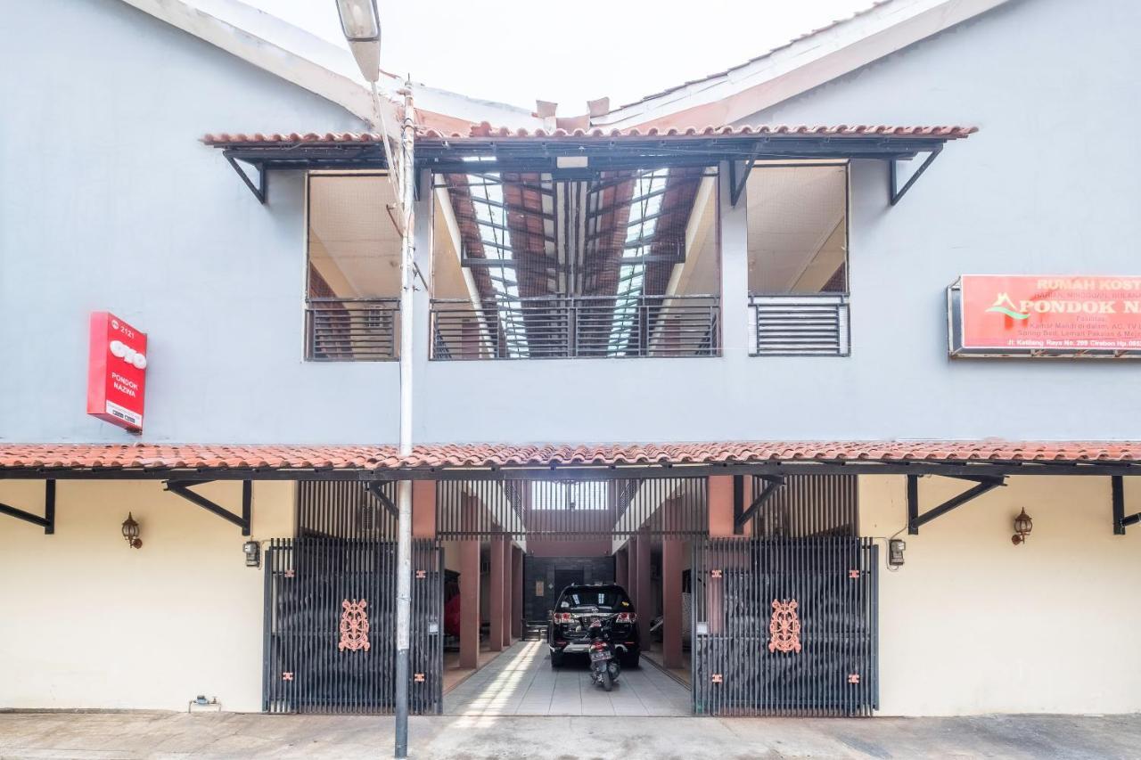 Oyo 2121 Pondok Nazwa Syariah Cirebon Buitenkant foto